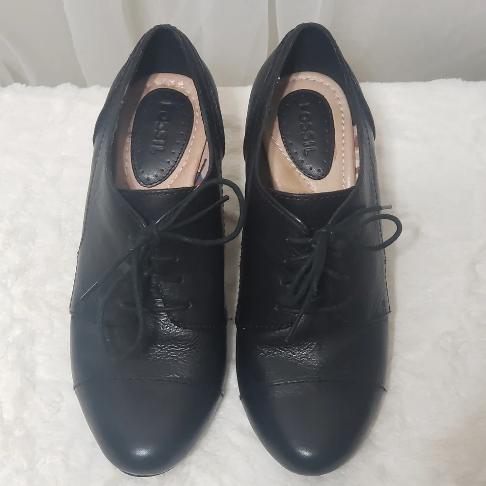Fossil Black Leather Heeled Booties Sz 8 - Picture 16 of 16
